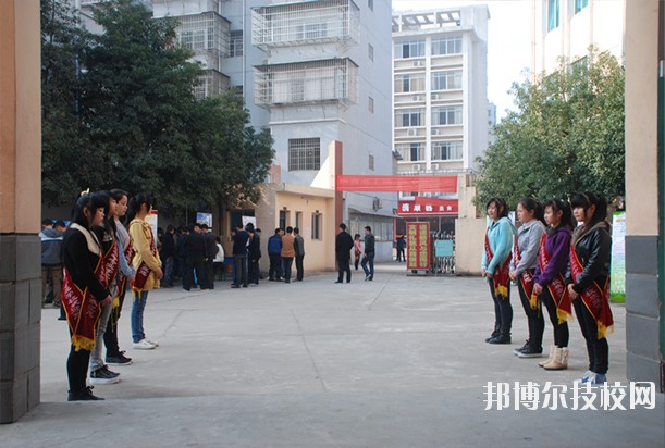 江西電子工業(yè)中等專業(yè)學(xué)校2020年報(bào)名條件、招生要求、招生對(duì)象