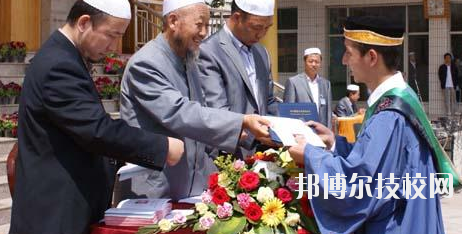 臨夏外國語學校2020年學費、收費多少