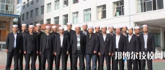 臨夏外國(guó)語(yǔ)學(xué)校2020年報(bào)名條件、招生要求、招生對(duì)象