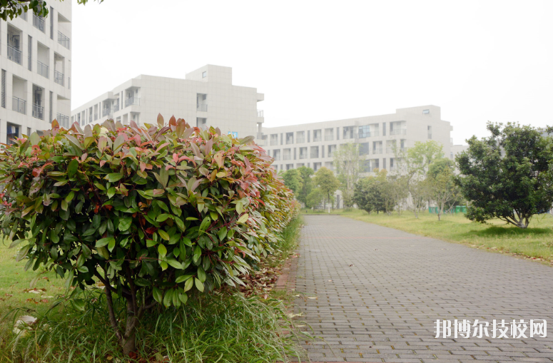 江蘇丹陽中等專業(yè)學(xué)校2020年報名條件、招生要求、招生對象