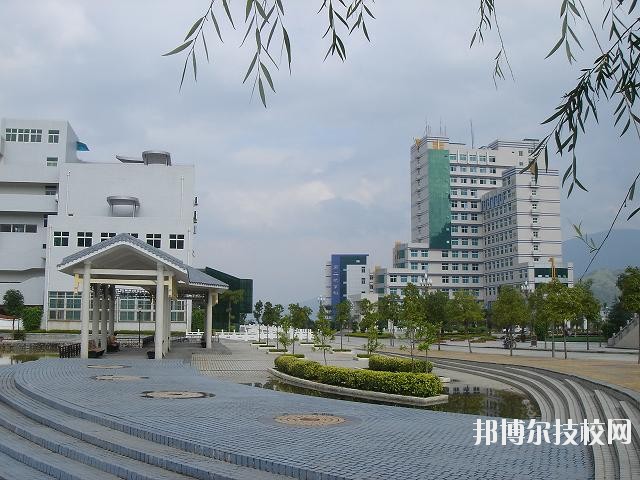 廣安市鄰水金科職業(yè)技術(shù)學校2020年招生辦聯(lián)系電話