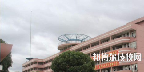靈山第二職業(yè)技術(shù)學(xué)校2020年報名條件、招生要求、招生對象