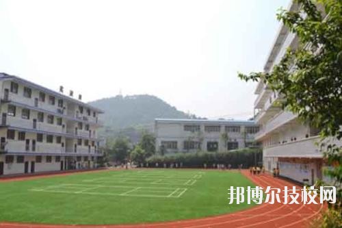 水城職業(yè)技術(shù)學(xué)校2020年報(bào)名條件、招生要求、招生對象
