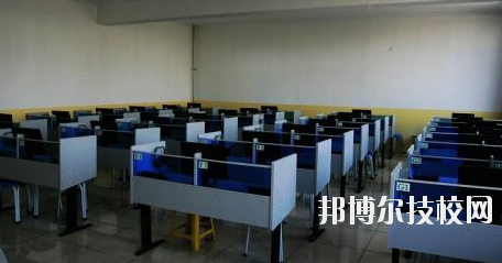 甘肅經(jīng)濟(jì)貿(mào)易學(xué)校2020年學(xué)費(fèi)、收費(fèi)多少