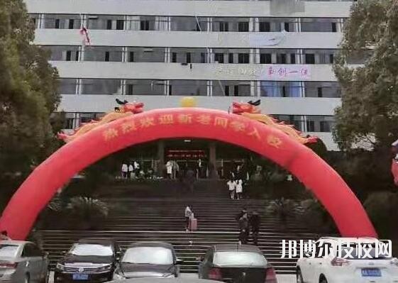 貴陽(yáng)精工科技學(xué)校2020年學(xué)費(fèi)、收費(fèi)多少