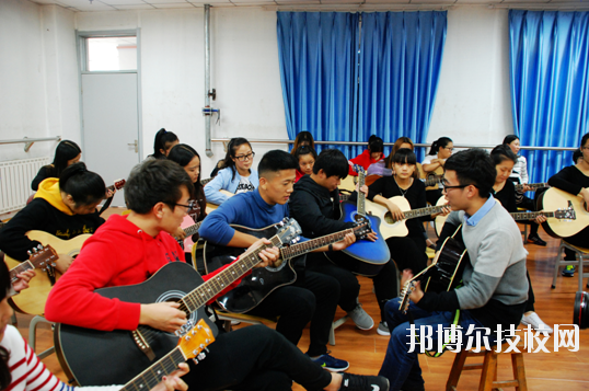 保定幼兒師范高等專科學(xué)校2020年報(bào)名條件、招生要求、招生對(duì)象