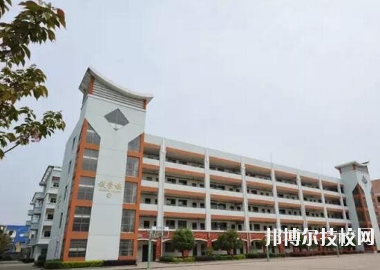 義烏城鎮(zhèn)職業(yè)技術(shù)學(xué)校2020年報名條件、招生要求、招生對象