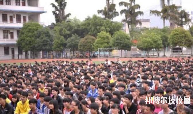 荔波職業(yè)高級(jí)中學(xué)2020年報(bào)名條件、招生要求、招生對(duì)象