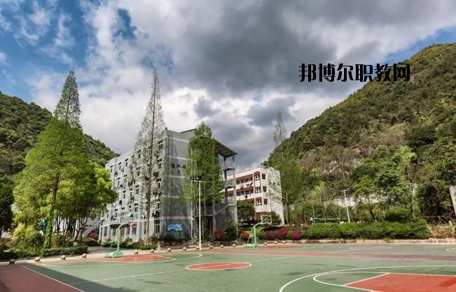 永嘉縣職業(yè)中學(xué)2020年報(bào)名條件、招生要求、招生對象