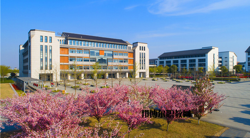 江蘇常州建設(shè)高等職業(yè)技術(shù)學校網(wǎng)站網(wǎng)址