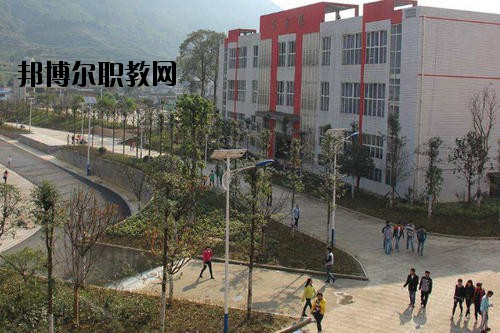 自貢市影視藝術(shù)學(xué)校2020年報(bào)名條件、招生要求、招生對象