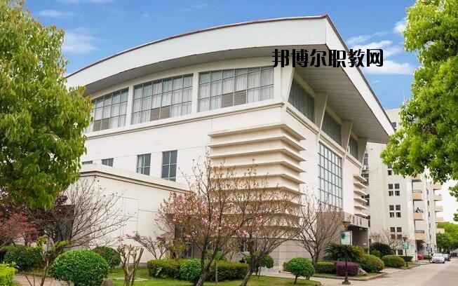 平陽縣職業(yè)教育中心2020年報名條件、招生要求、招生對象