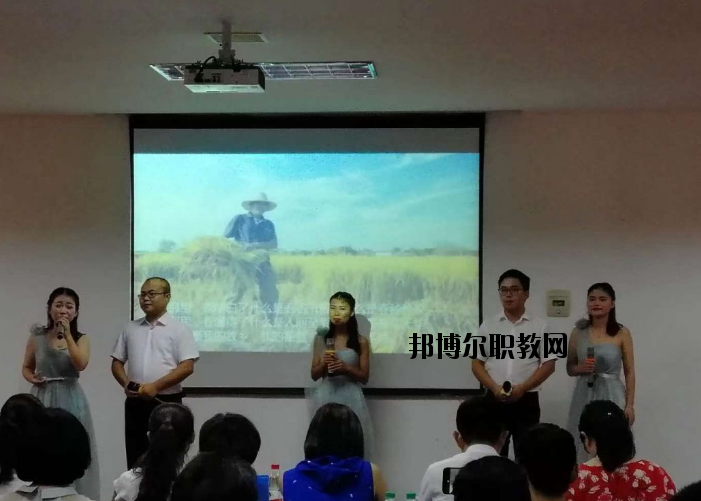 廣豐區(qū)信息技術學校怎么樣、好不好