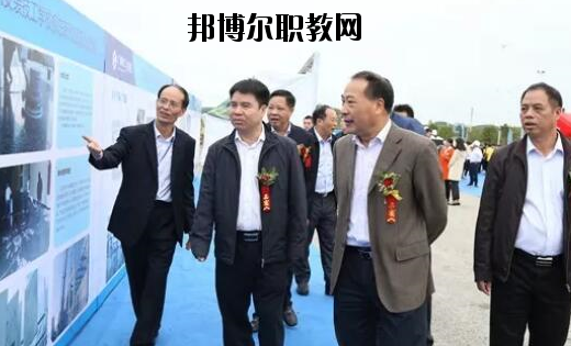 廣西建工建筑安裝技工學(xué)校2020年報名條件、招生要求、招生對象