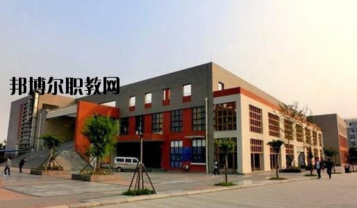 貴陽市經(jīng)濟貿易中等專業(yè)學校2020年報名條件、招生要求、招生對象