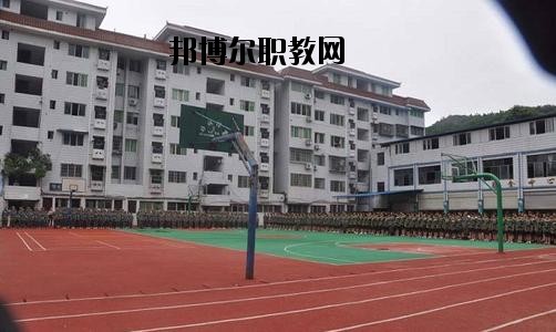 南充中等專業(yè)學(xué)校2020年報名條件、招生要求、招生對象