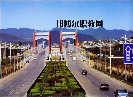 貴州省城鄉(xiāng)建設(shè)學(xué)校怎么樣、好不好