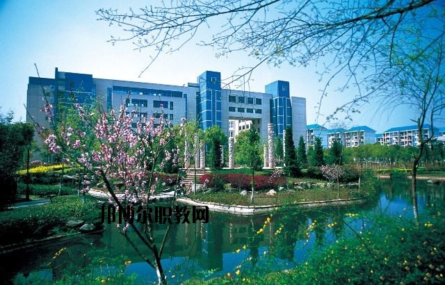 通山職教中心2020年報名條件、招生要求、招生對象