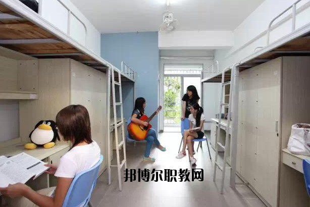 江蘇吳江中等專(zhuān)業(yè)學(xué)校2020年宿舍條件