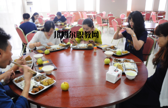 江蘇吳江中等專(zhuān)業(yè)學(xué)校2020年宿舍條件