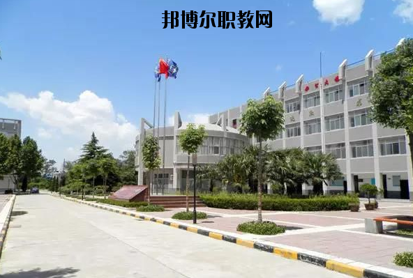 西安高陵區(qū)職業(yè)技術(shù)教育中心2020年報(bào)名條件、招生要求、招生對象 
