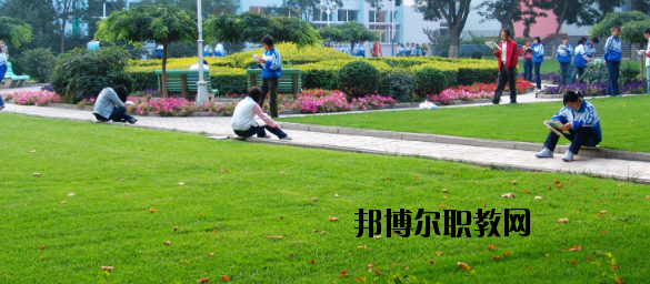 甘肅工業(yè)技師學院2020年報名條件、招生要求、招生對象
