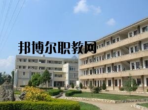 祿豐縣職業(yè)高級(jí)中學(xué)2020年報(bào)名條件、招生要求、招生對(duì)象