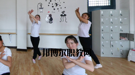 武威勞動服務(wù)技工學(xué)校2020年學(xué)費、收費多少