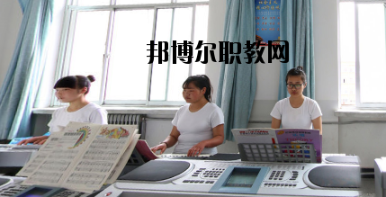 武威勞動服務(wù)技工學(xué)校2020年報名條件、招生要求、招生對象