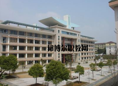 贛州服裝職業(yè)技術學校2020年報名條件、招生要求、招生對象