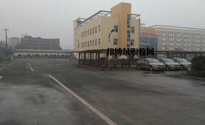 黃石第一技工學校怎么樣、好不好