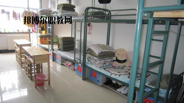 內(nèi)江市川威技工學校2020年宿舍條件