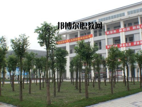 德陽(yáng)電子工程學(xué)校2020年報(bào)名條件、招生要求、招生對(duì)象