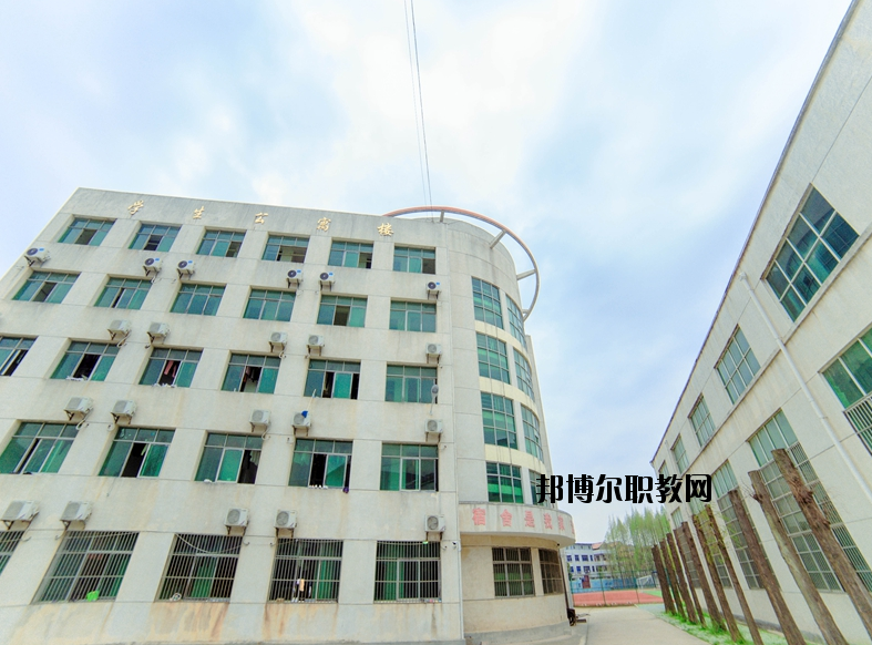 黃岡技師學(xué)院2020年報(bào)名條件、招生要求、招生對(duì)象
