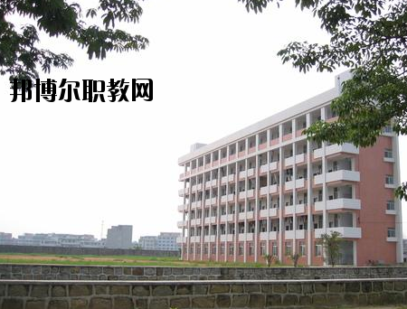 揭陽技工學(xué)校2020年報(bào)名條件、招生要求、招生對(duì)象