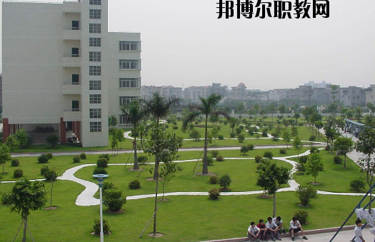 茂名高州信息職業(yè)技術(shù)學(xué)校2020年報(bào)名條件、招生要求、招生對(duì)象