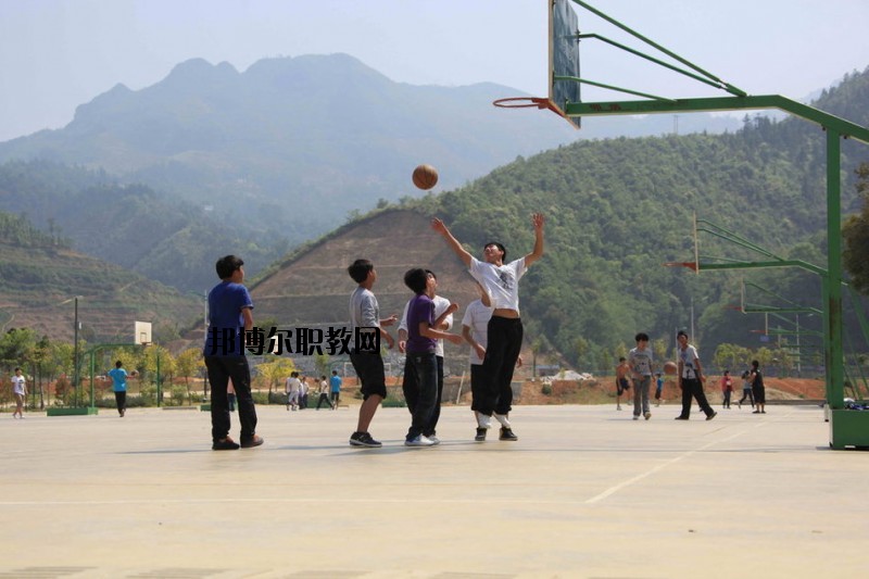 麻栗坡縣民族職業(yè)高級中學(xué)怎么樣、好不好