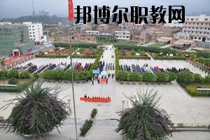 馬關(guān)縣民族職業(yè)高級(jí)中學(xué)2020年報(bào)名條件、招生要求、招生對(duì)象