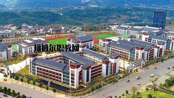 大方綜合職業(yè)技術(shù)學(xué)校2020年報(bào)名條件、招生要求、招生對(duì)象