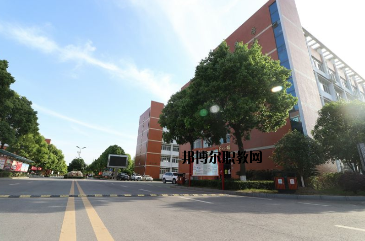江陵職教中心2020年報(bào)名條件、招生要求、招生對(duì)象