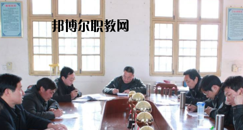 桂林林業(yè)學(xué)校2020年報名條件、招生要求、招生對象 