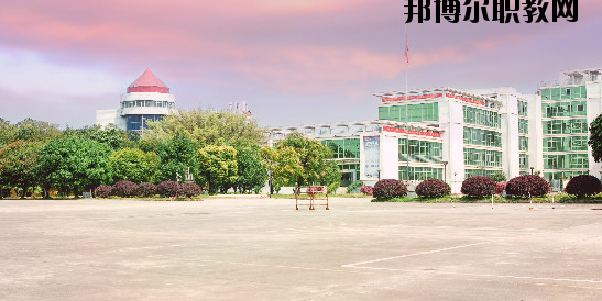 柳州汽車運(yùn)輸技工學(xué)校怎么樣、好不好