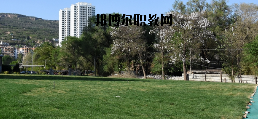 天水岷山技工學(xué)校2020年報(bào)名條件、招生要求、招生對(duì)象