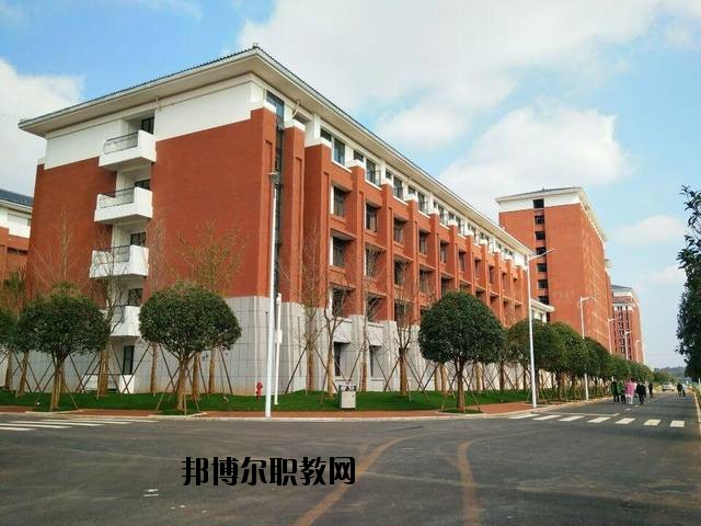 洪湖理工中等職業(yè)學(xué)校怎么樣、好不好