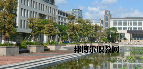 佛山高明區(qū)職業(yè)技術(shù)學(xué)校2020年報名條件、招生要求、招生對象