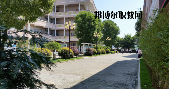 衢州育才職業(yè)中學(xué)怎么樣，好不好