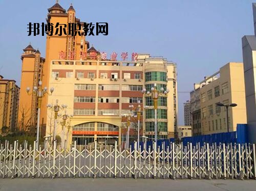 商丘中等專業(yè)學(xué)校2021年報(bào)名條件、招生對(duì)象