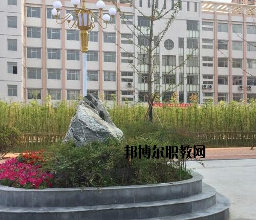 商丘中等專業(yè)學(xué)校怎么樣、好不好