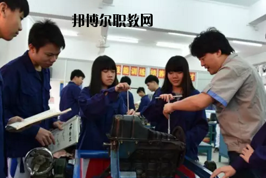 廣州增城區(qū)職業(yè)技術(shù)學(xué)校2020年報名條件、招生要求、招生對象