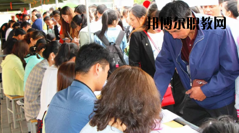 武威涼州區(qū)職業(yè)中等專業(yè)學(xué)校2020年學(xué)費(fèi)、收費(fèi)多少